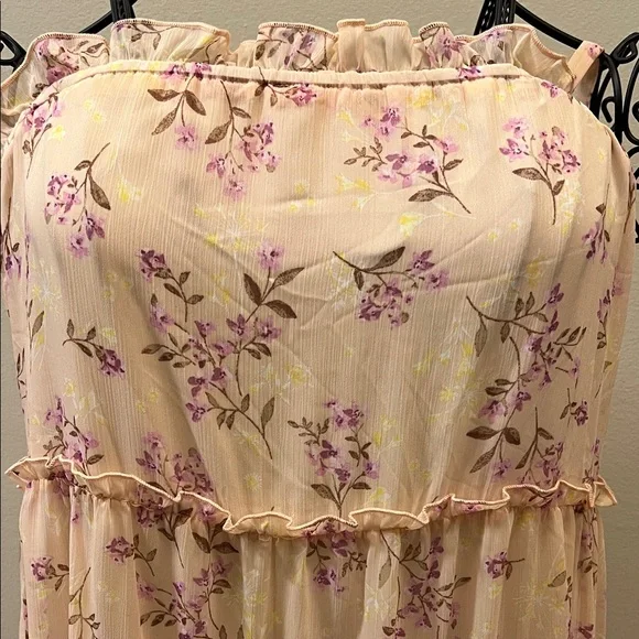 June and Hudson Floral Pink Maxi Dress - Picture 5 of 9